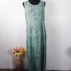 Dress green floral design size 12 Cottagecore